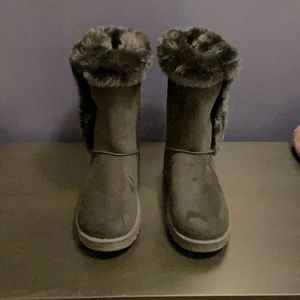 SO® Kohl’s Women's Faux-Fur Winter Boots NWOT